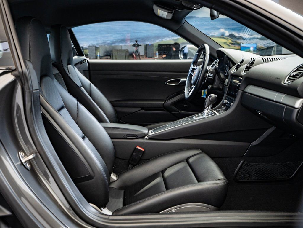 Used 2018 Porsche 718 Cayman S image 21
