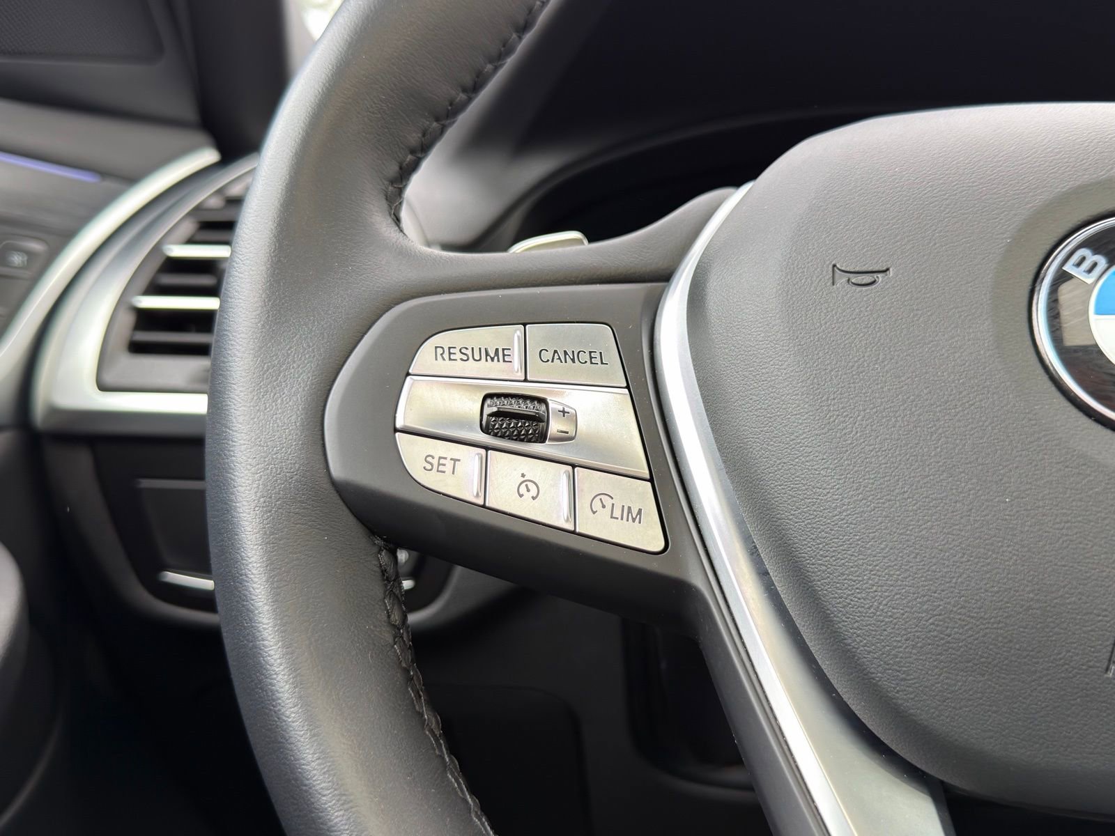 Certified 2023 BMW X4 xDrive30i w/ Parking Assistance Package image 25