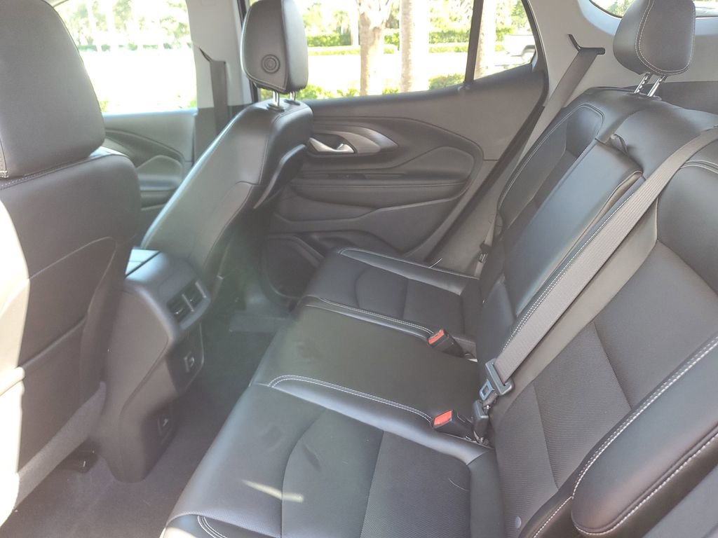Certified 2022 GMC Terrain SLT image 14
