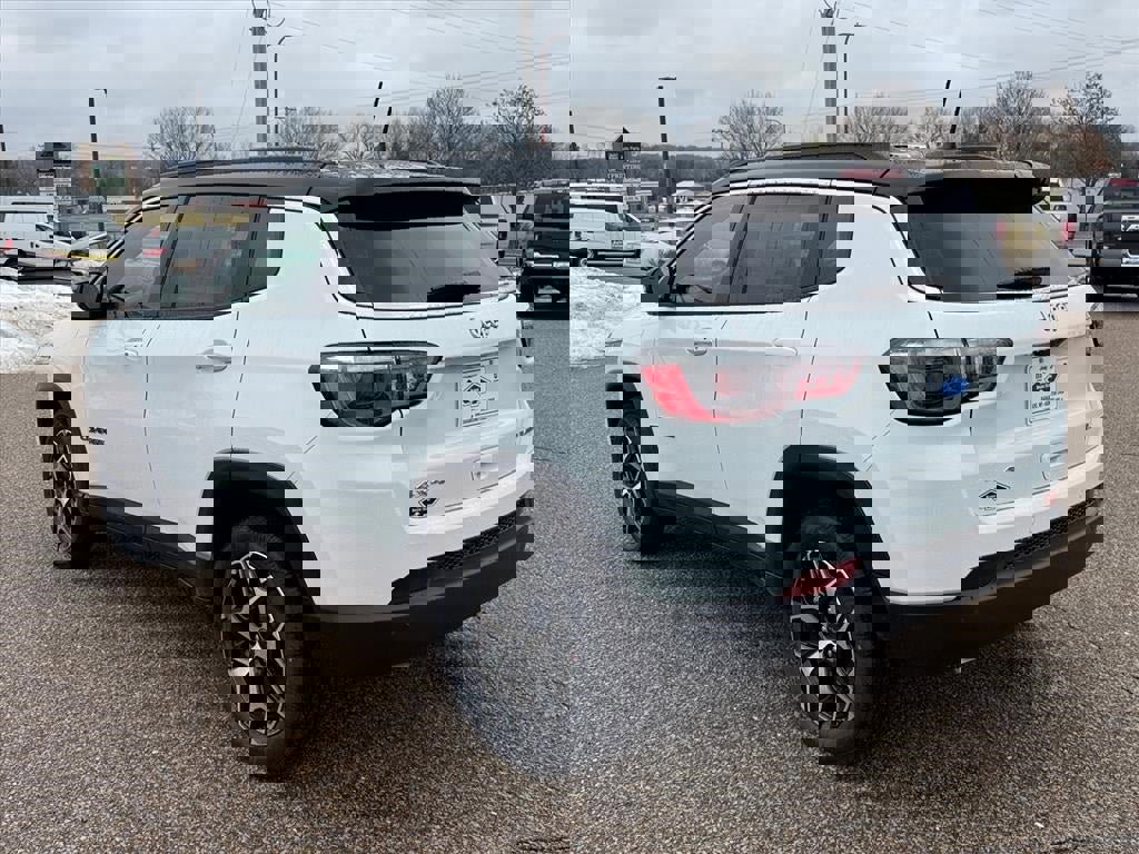 New 2026 Jeep Compass Limited w/ Sun, Sound & Navigation Group image 6