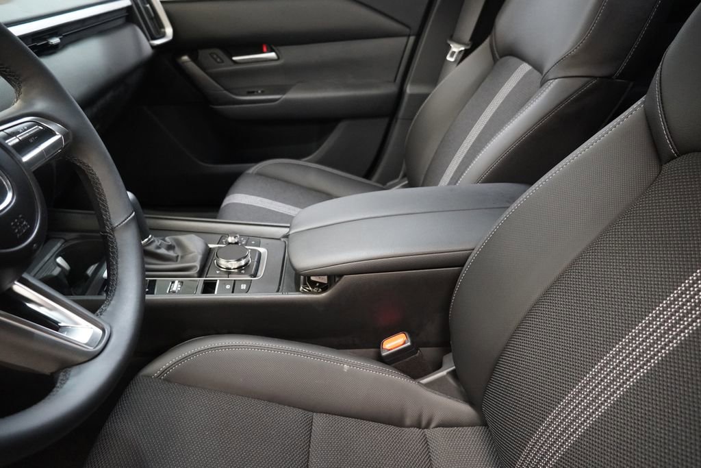 Used 2025 MAZDA CX-50 AWD 2.5 S w/ Cargo Package image 7