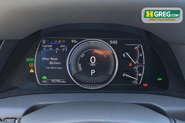 Used 2024 Lexus ES 300h w/ Premium Package FWD image 15