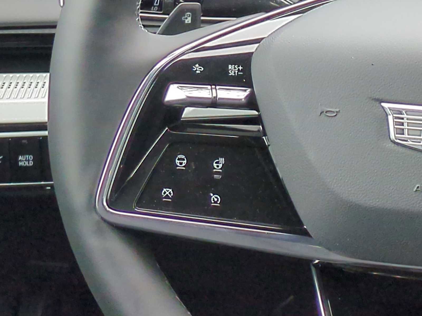 New 2025 Cadillac Optiq Sport 1 image 15