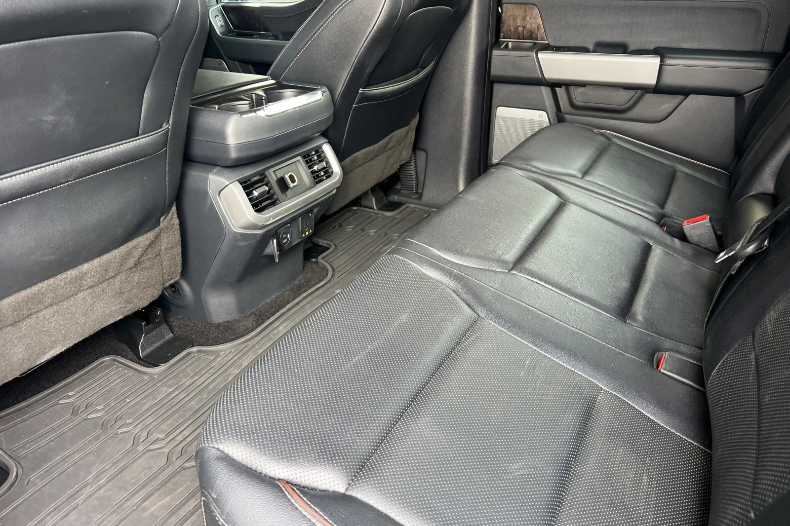 Used 2023 Ford F150 Lariat w/ FX4 Off-Road Package AWD/4WD image 12
