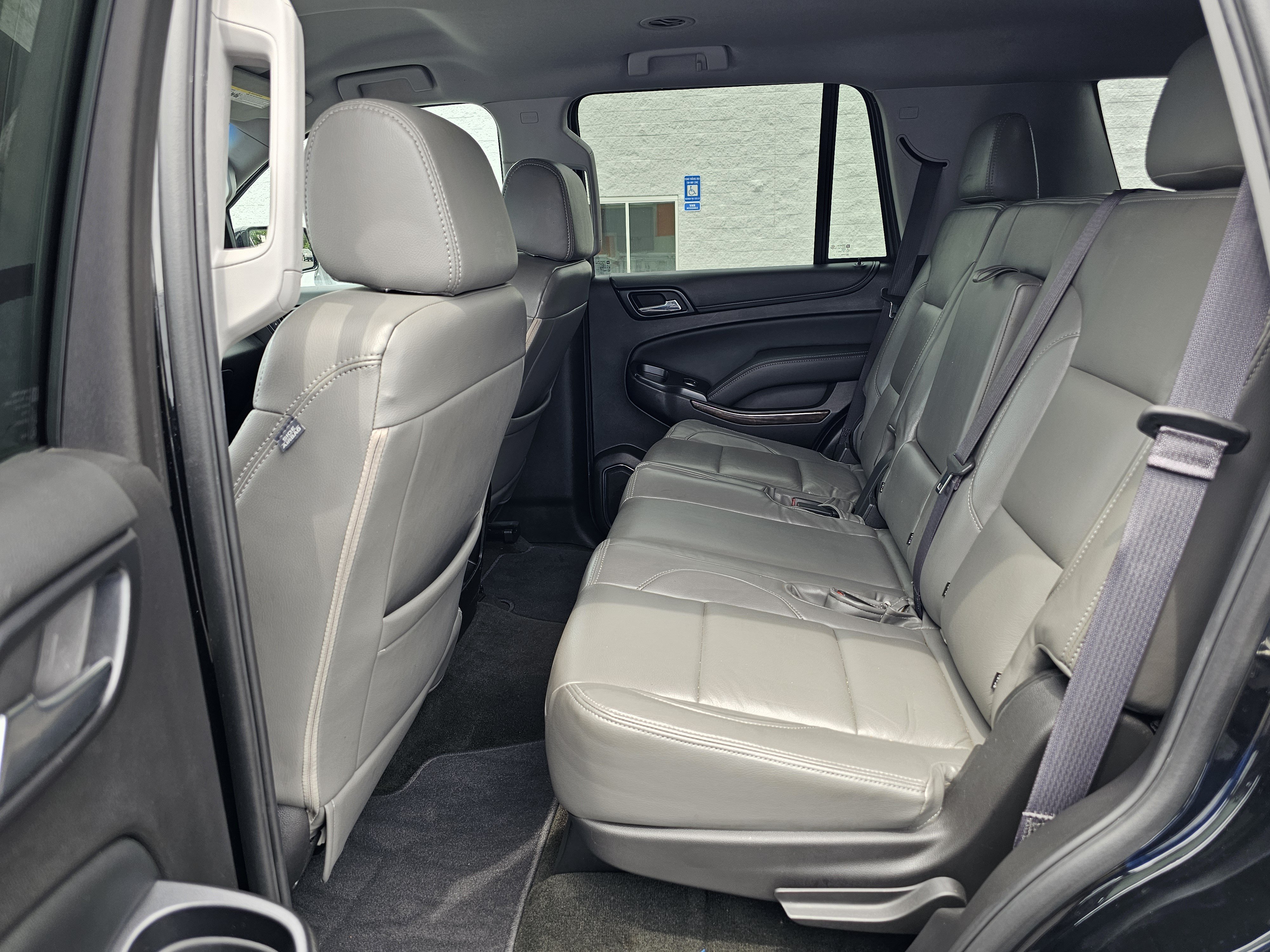 Used 2017 Chevrolet Tahoe LS RWD image 29