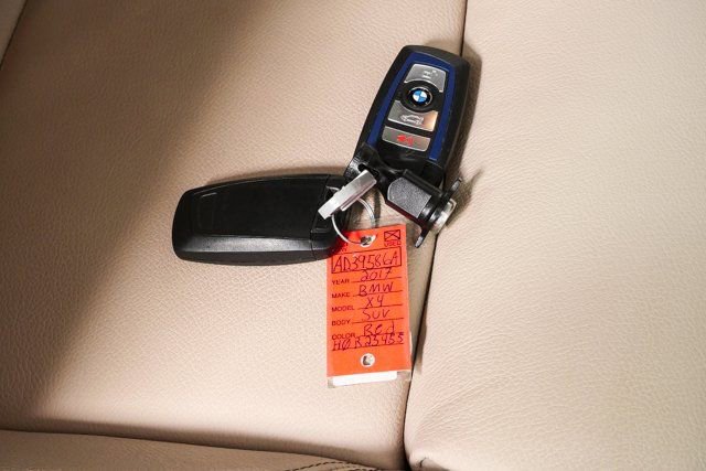 Used 2017 BMW X4 xDrive28i image 39