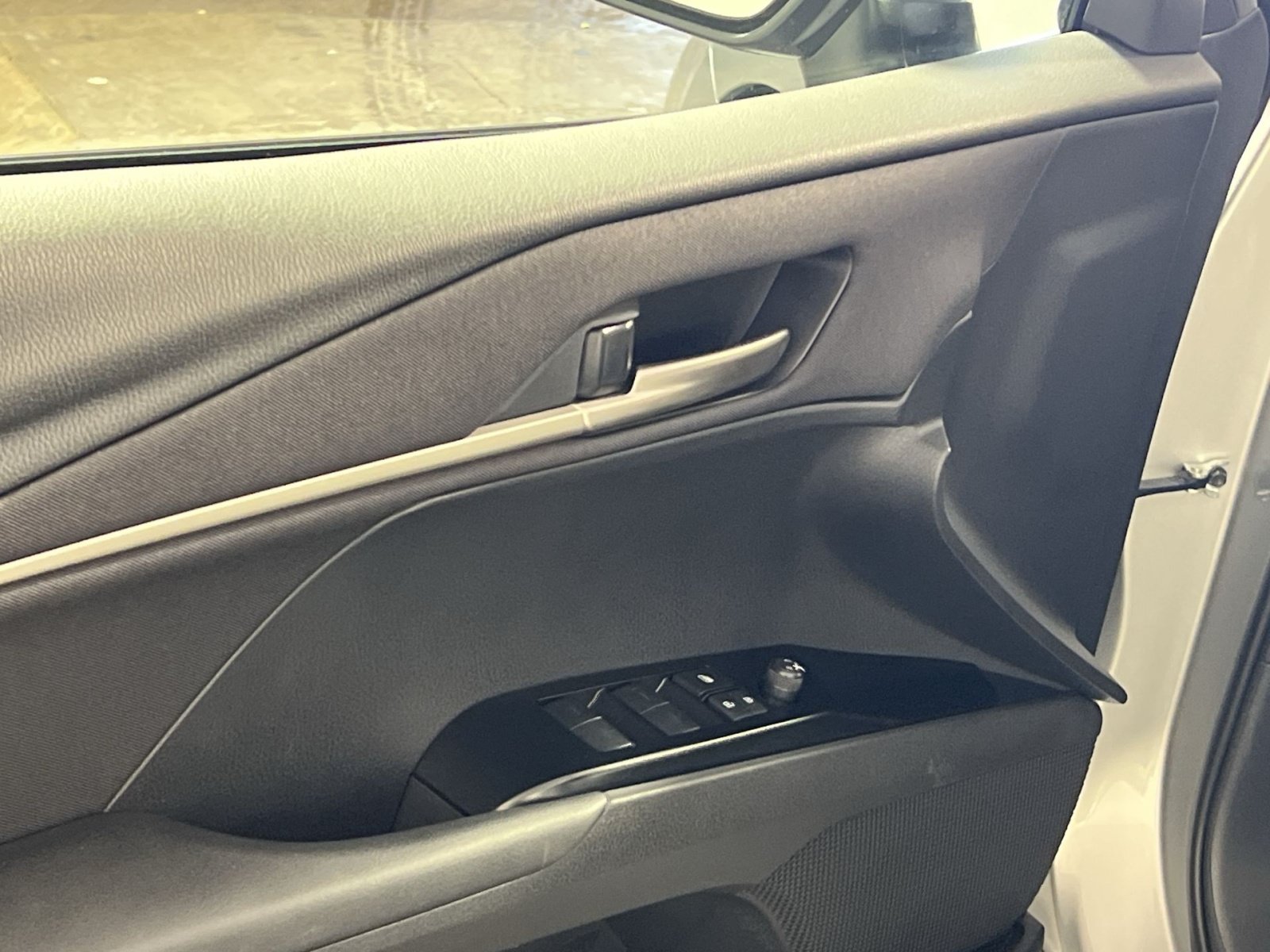 Used 2026 Toyota Camry LE FWD image 15