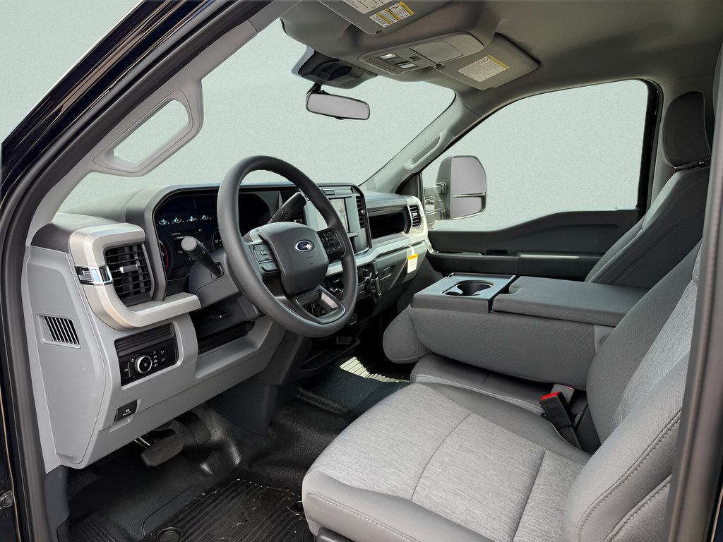 New 2026 Ford F250 XL w/ XL Off-Road Package AWD/4WD image 3