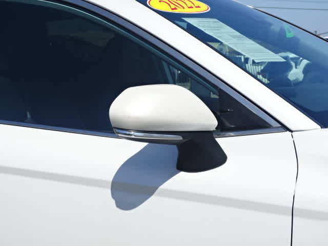 Certified 2022 Toyota Camry XSE FWD image 7