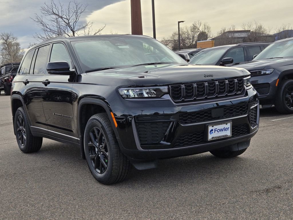 New 2026 Jeep Grand Cherokee Altitude AWD/4WD image 2