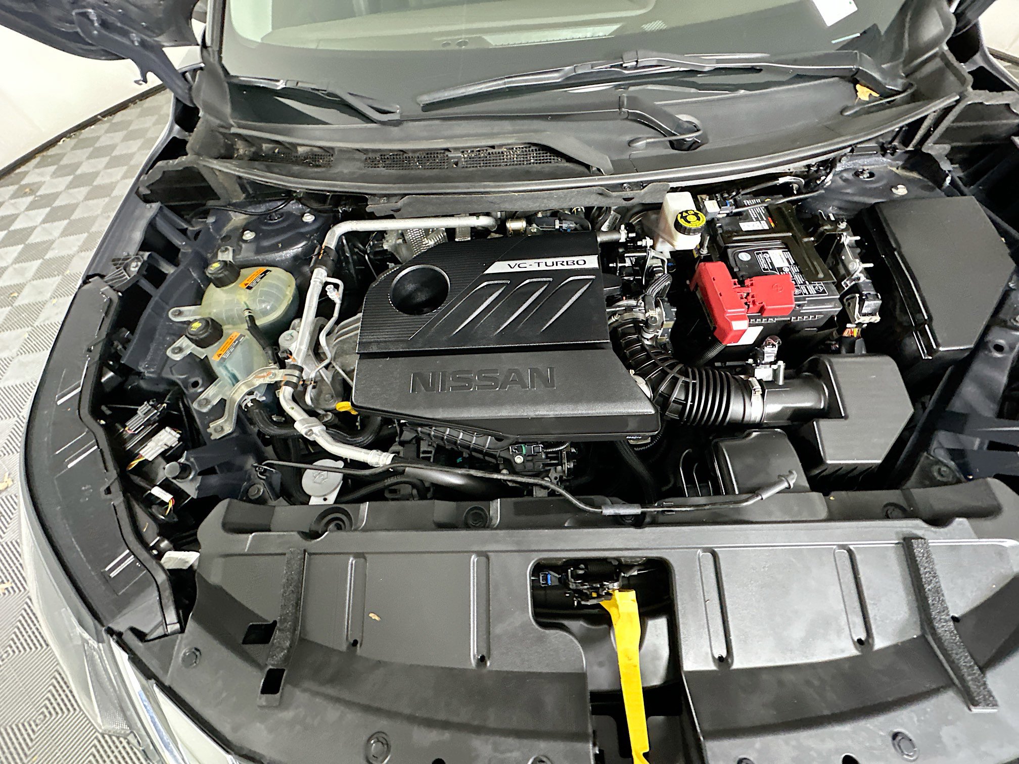 Used 2023 Nissan Rogue SV image 31