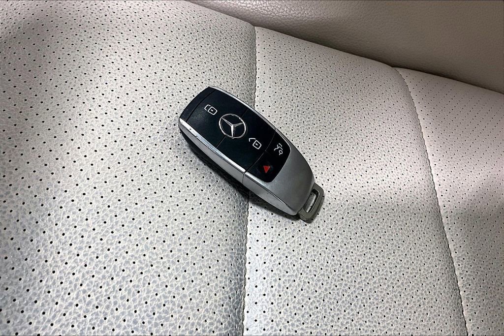 Used 2023 Mercedes-Benz GLE 350 image 10