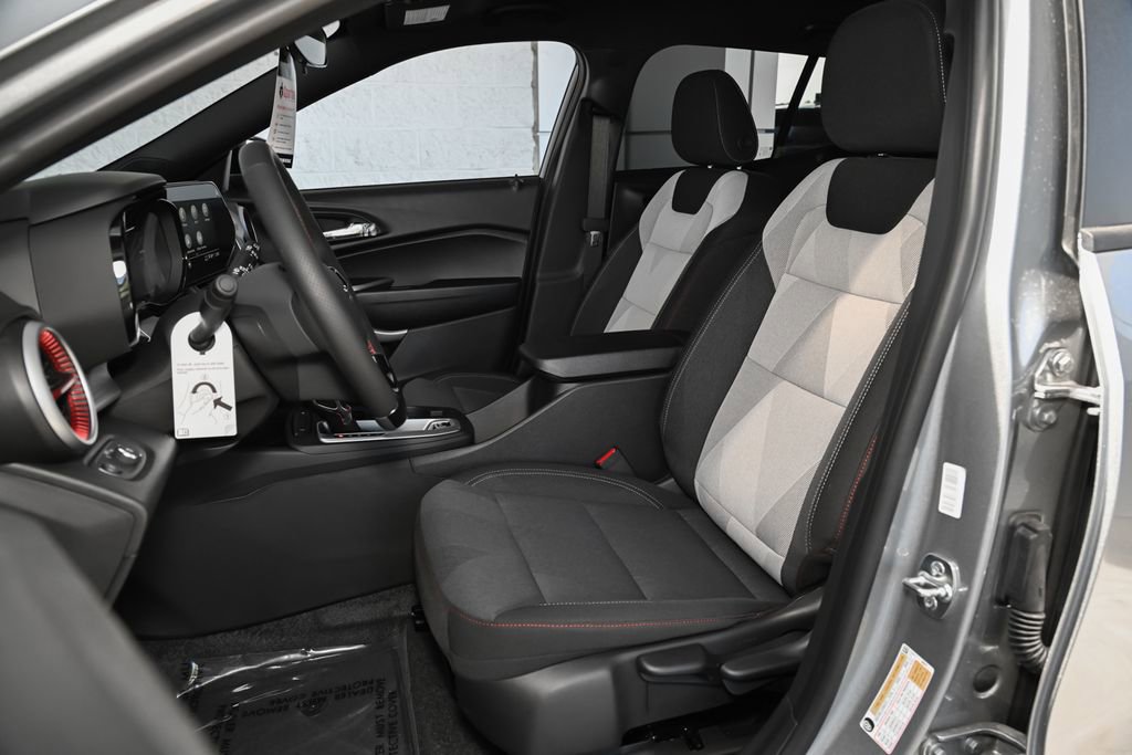 New 2026 Chevrolet Trax RS FWD image 15