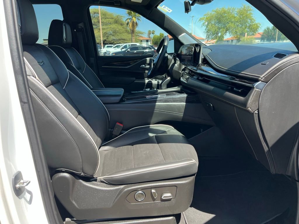 Used 2023 Cadillac Escalade Sport w/ Touring Package image 18