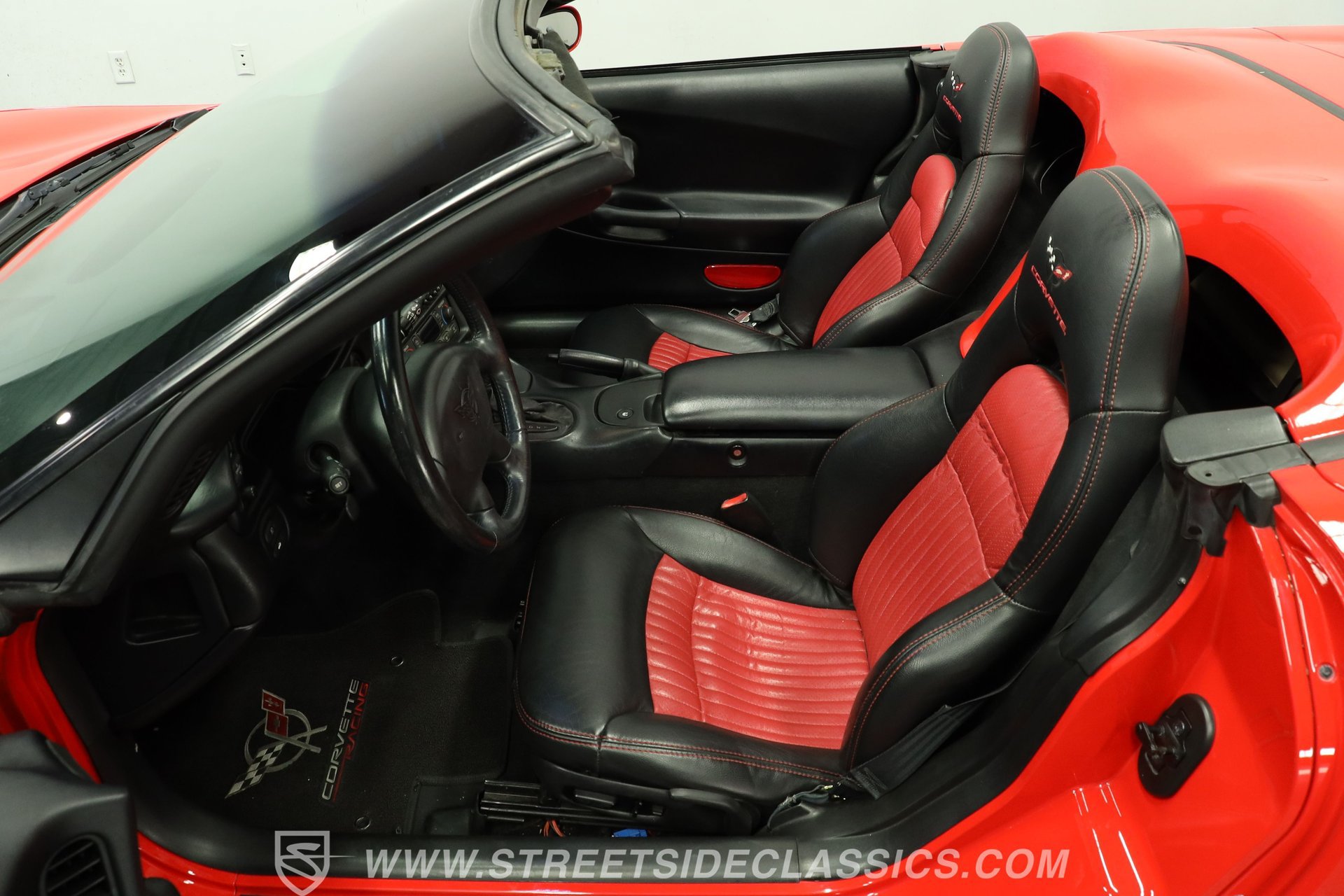 Used 1999 Chevrolet Corvette Coupe w/ Memory Pkg RWD image 35