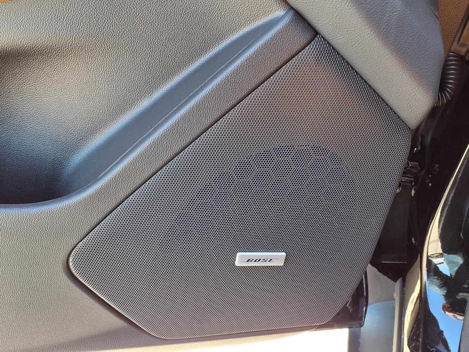 New 2026 Cadillac XT5 Premium Luxury image 12