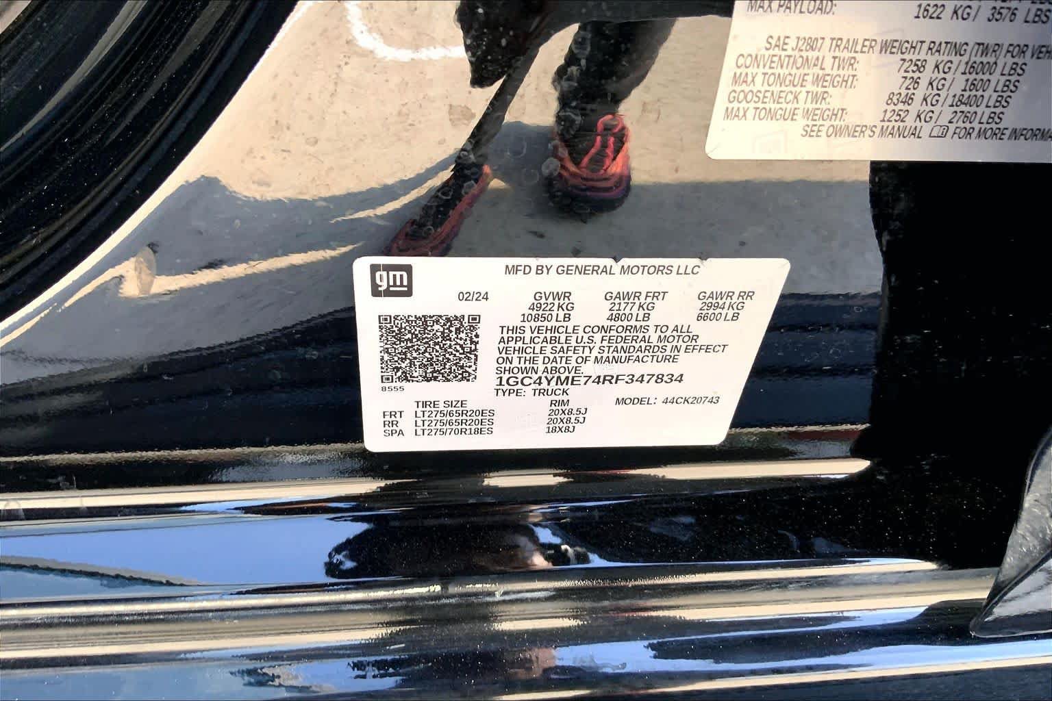 Certified 2024 Chevrolet Silverado 2500 Custom w/ Custom Value Package AWD/4WD image 36