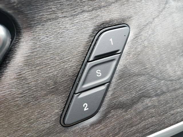 Used 2022 Jeep Grand Cherokee Limited image 22