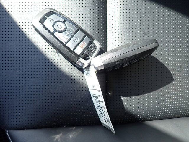 Used 2023 Ford Escape Platinum image 31