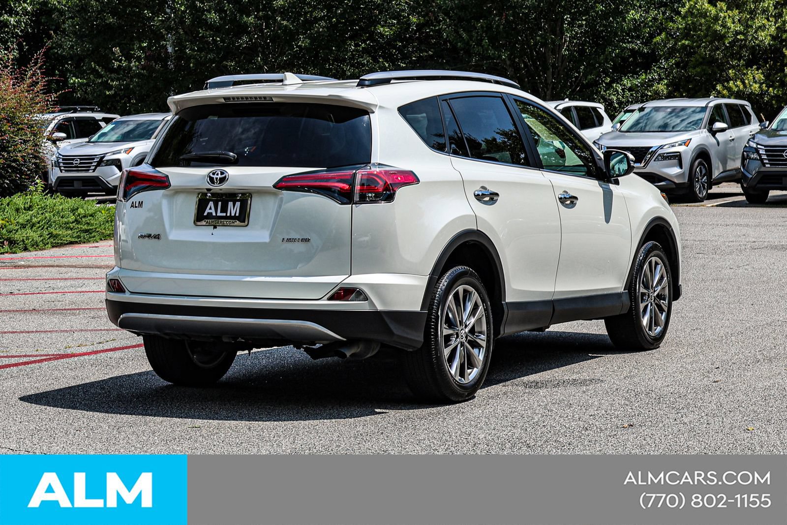 Used 2018 Toyota RAV4 Limited FWD image 6