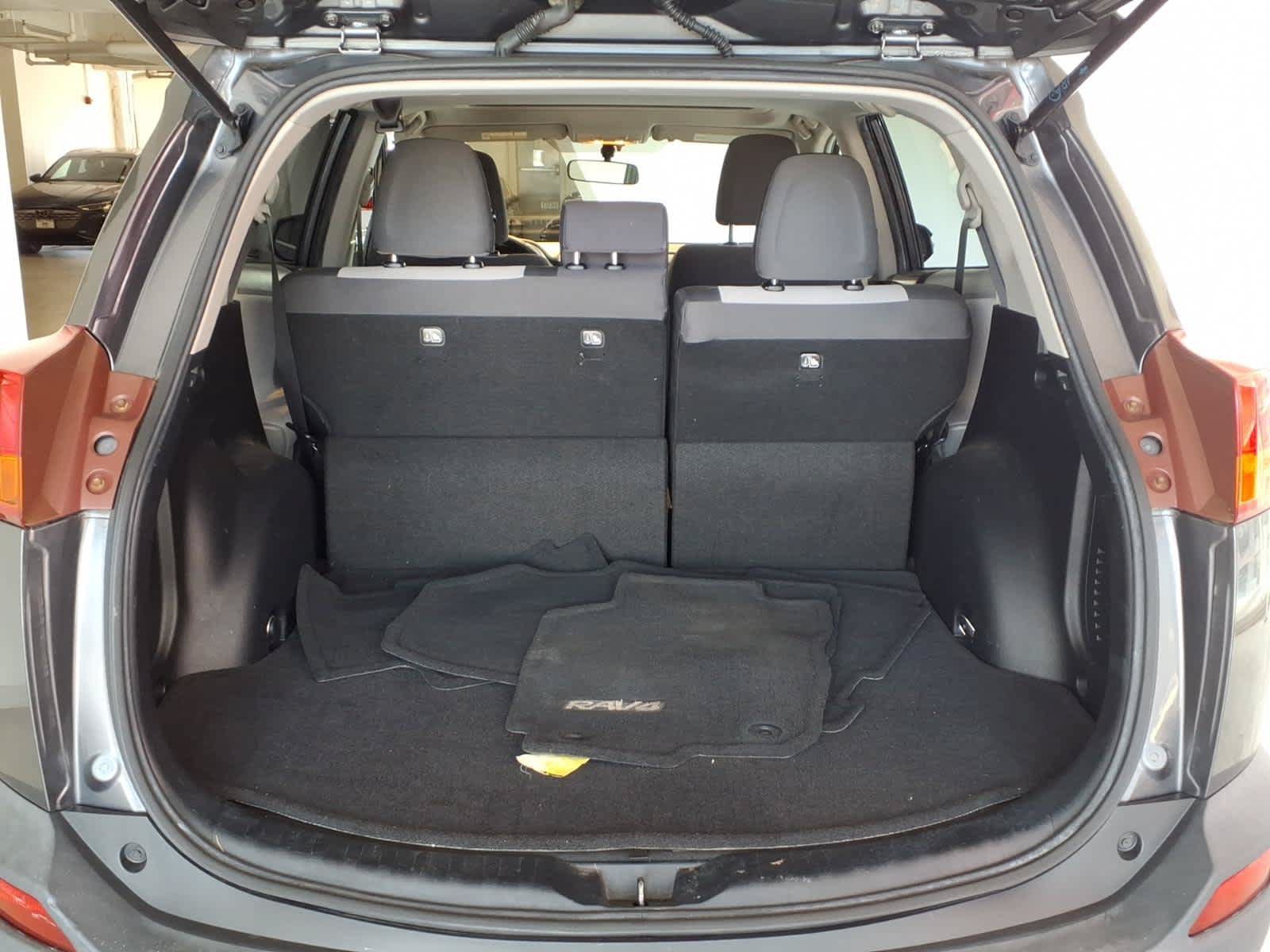 Used 2013 Toyota RAV4 XLE AWD/4WD image 19