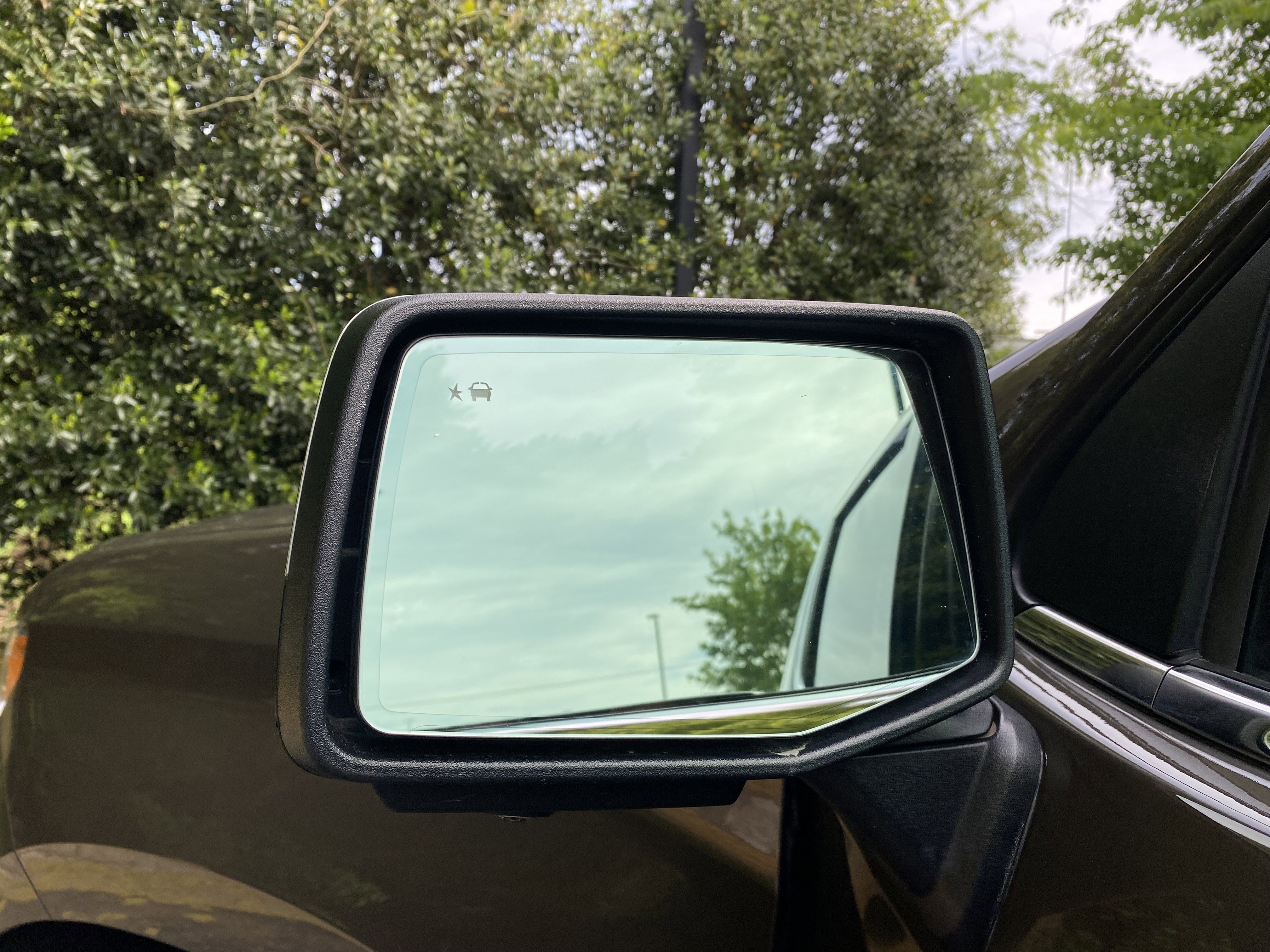 Used 2023 Chevrolet Silverado 1500 LTZ AWD/4WD image 41