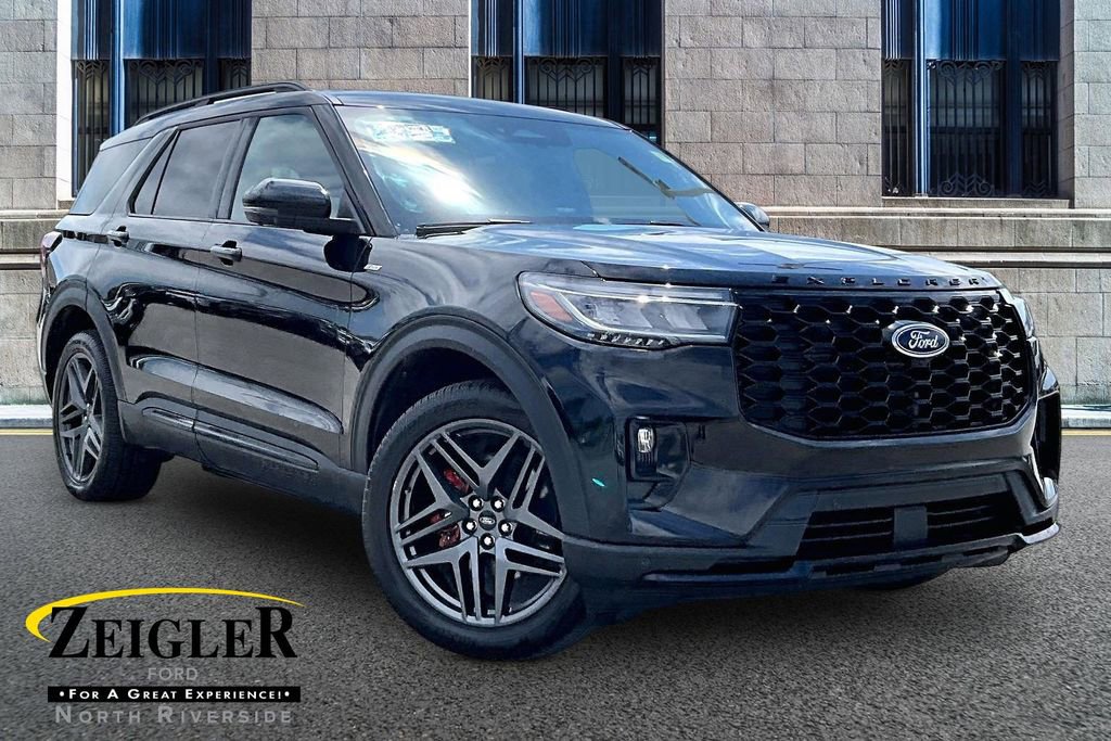 Used 2025 Ford Explorer ST-Line w/ ST-Line Street Pack AWD/4WD image 1