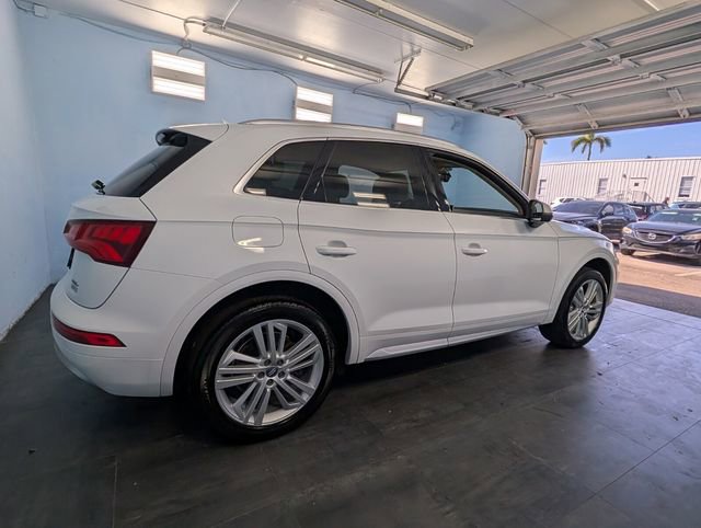 Used 2020 Audi Q5 2.0T Premium Plus w/ Premium Plus Package image 14