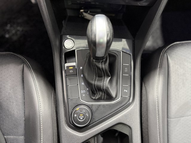Used 2021 Volkswagen Tiguan SE R-Line AWD/4WD image 21
