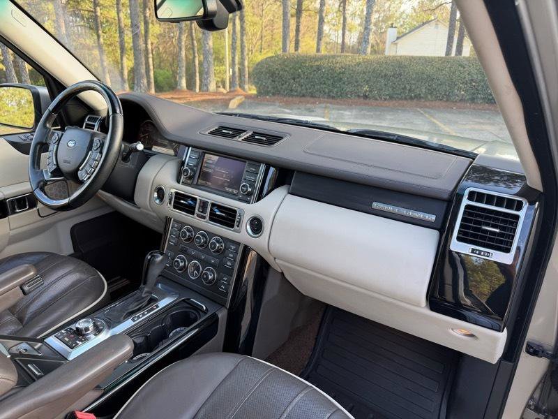Used 2012 Land Rover Range Rover Supercharged image 23