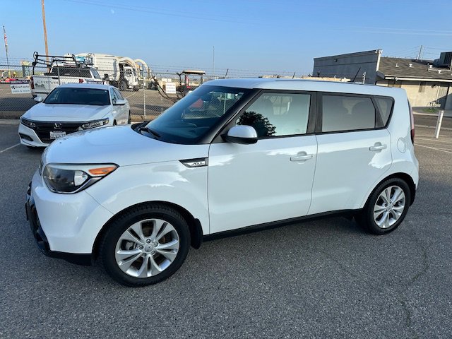 Used 2016 Kia Soul + w/ Audio Package image 2