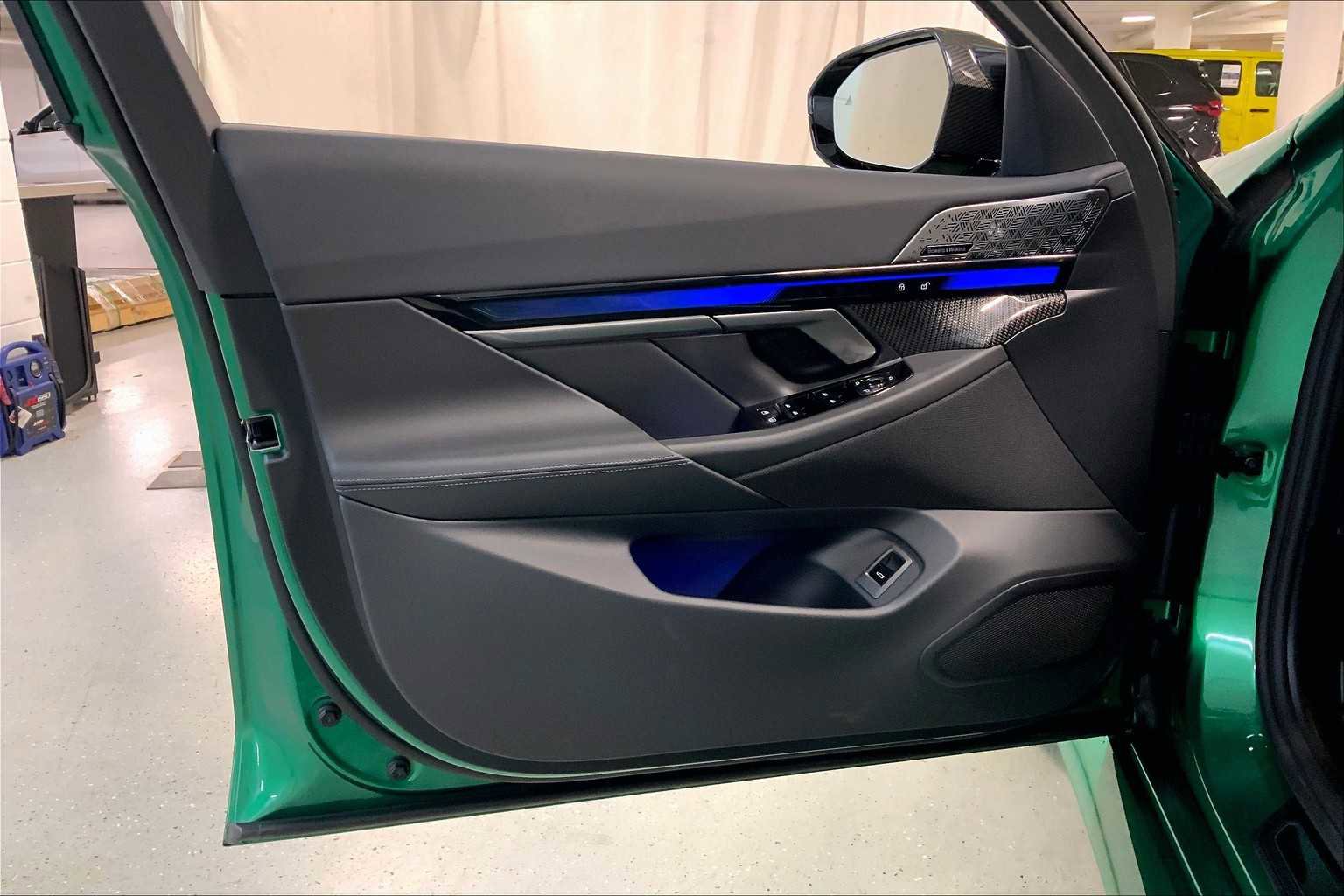 New 2026 BMW M5 w/ Carbon Package image 10