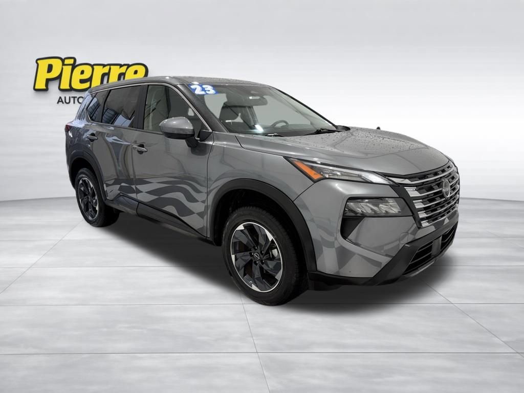 Used 2025 Nissan Rogue SV FWD image 7