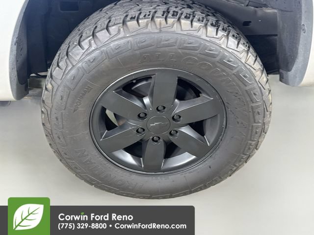 Used 2011 Chevrolet Colorado LT AWD/4WD image 29