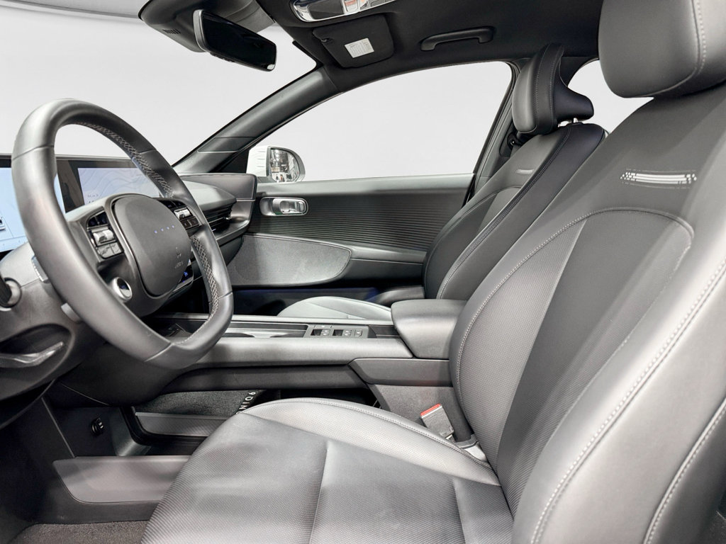 Used 2023 Hyundai Ioniq 6 SEL AWD/4WD image 17
