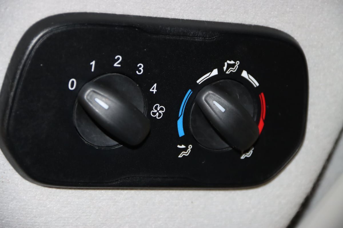 Used 2016 Ford Transit 350 XLT RWD image 48