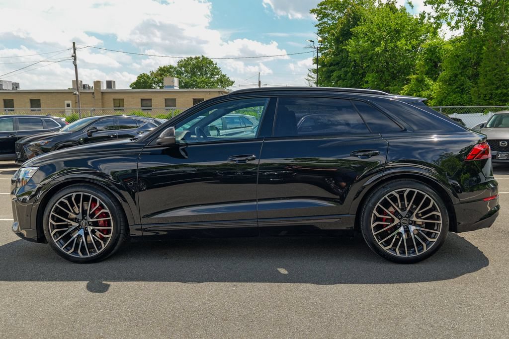 Used 2025 Audi SQ8 Prestige w/ Prestige Package AWD/4WD image 4