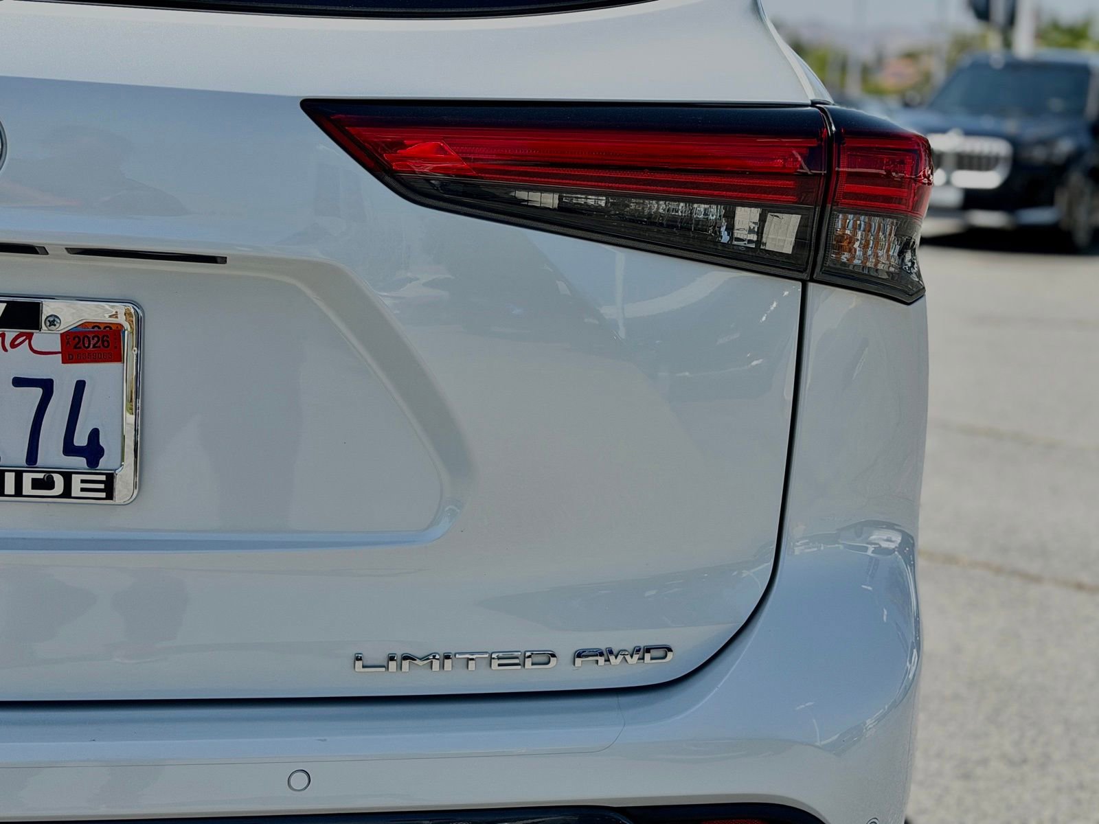 Used 2022 Toyota Highlander Limited AWD/4WD image 16