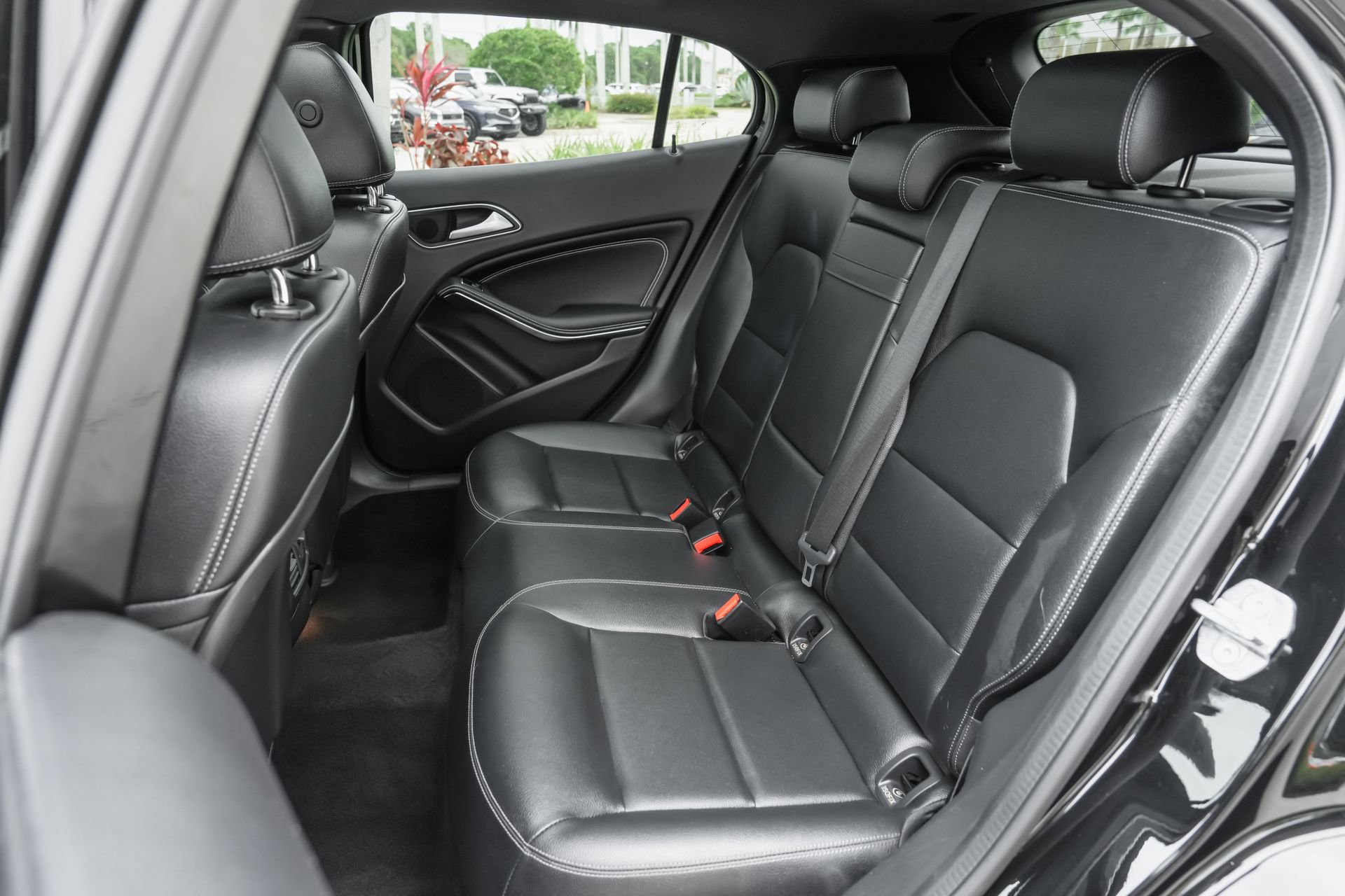 Used 2020 Mercedes-Benz GLA 250 4MATIC image 35