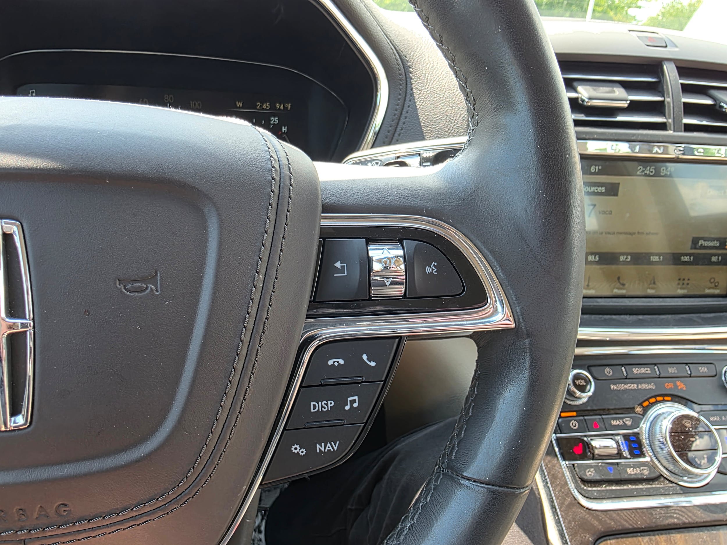 Used 2017 Lincoln Continental Reserve w/ Climate Package AWD/4WD image 16