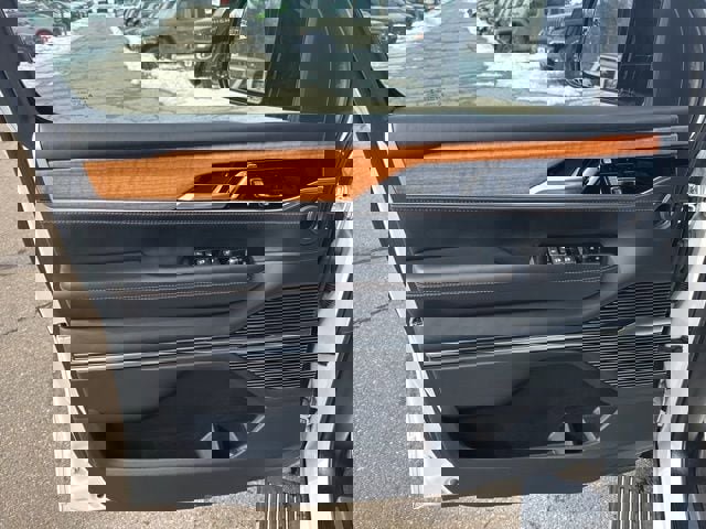 Used 2024 Jeep Grand Wagoneer L Series III image 22