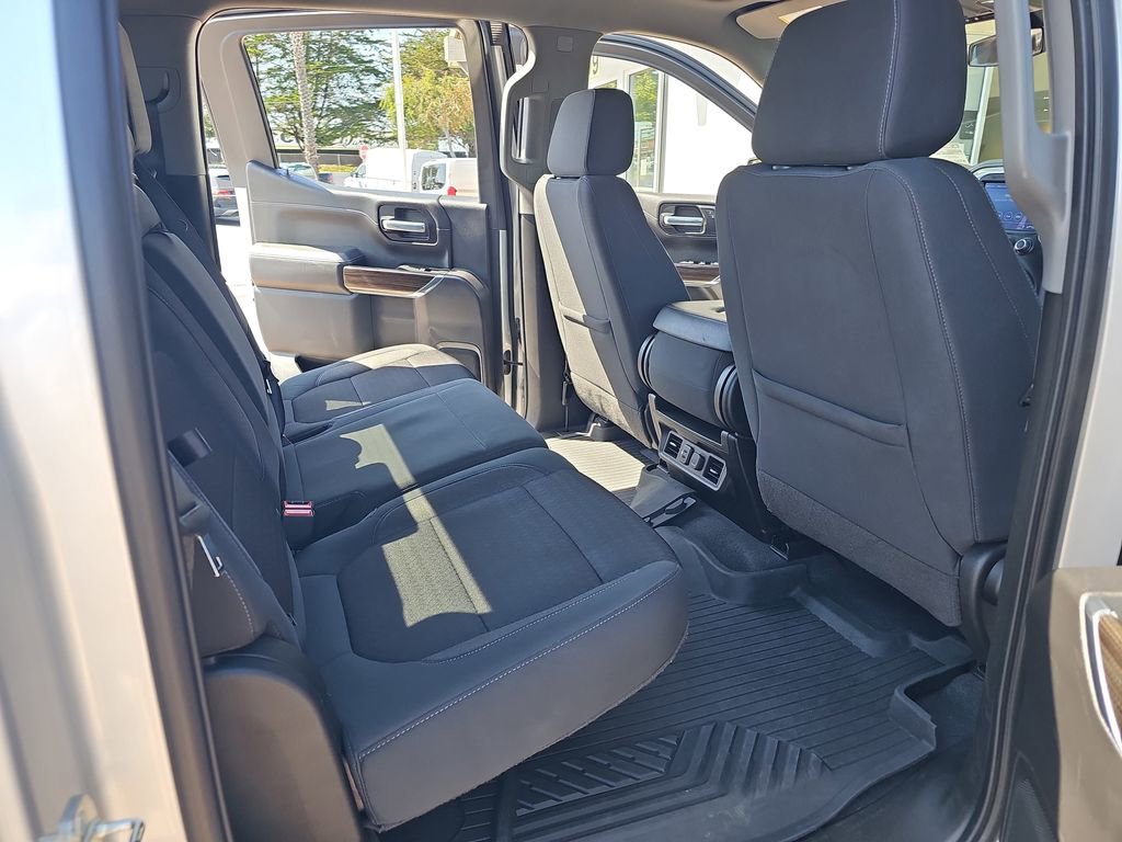 Used 2021 Chevrolet Silverado 1500 RST AWD/4WD image 11