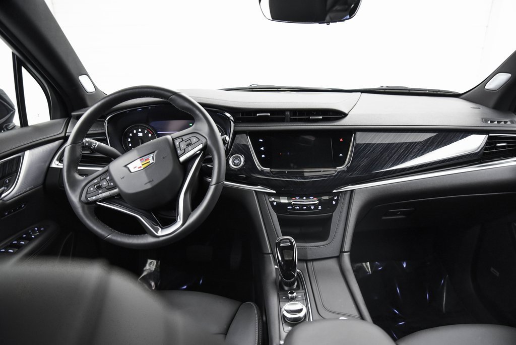 Certified 2024 Cadillac XT6 Premium Luxury w/ Technology Package image 25