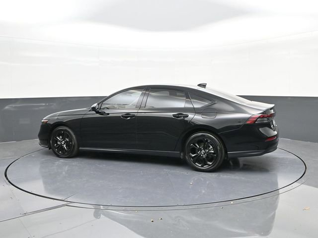 Used 2025 Honda Accord SE image 5