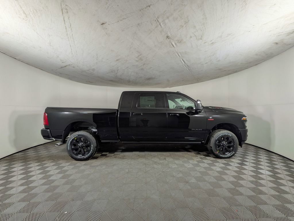 New 2026 RAM 2500 Laramie AWD/4WD image 6