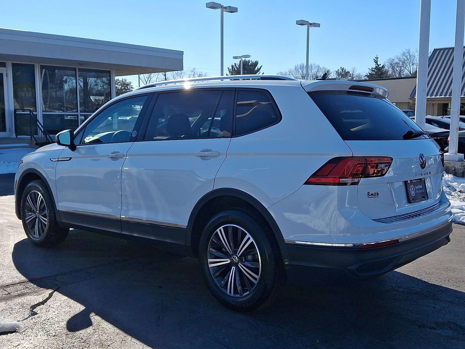 Certified 2024 Volkswagen Tiguan Wolfsburg Edition image 4