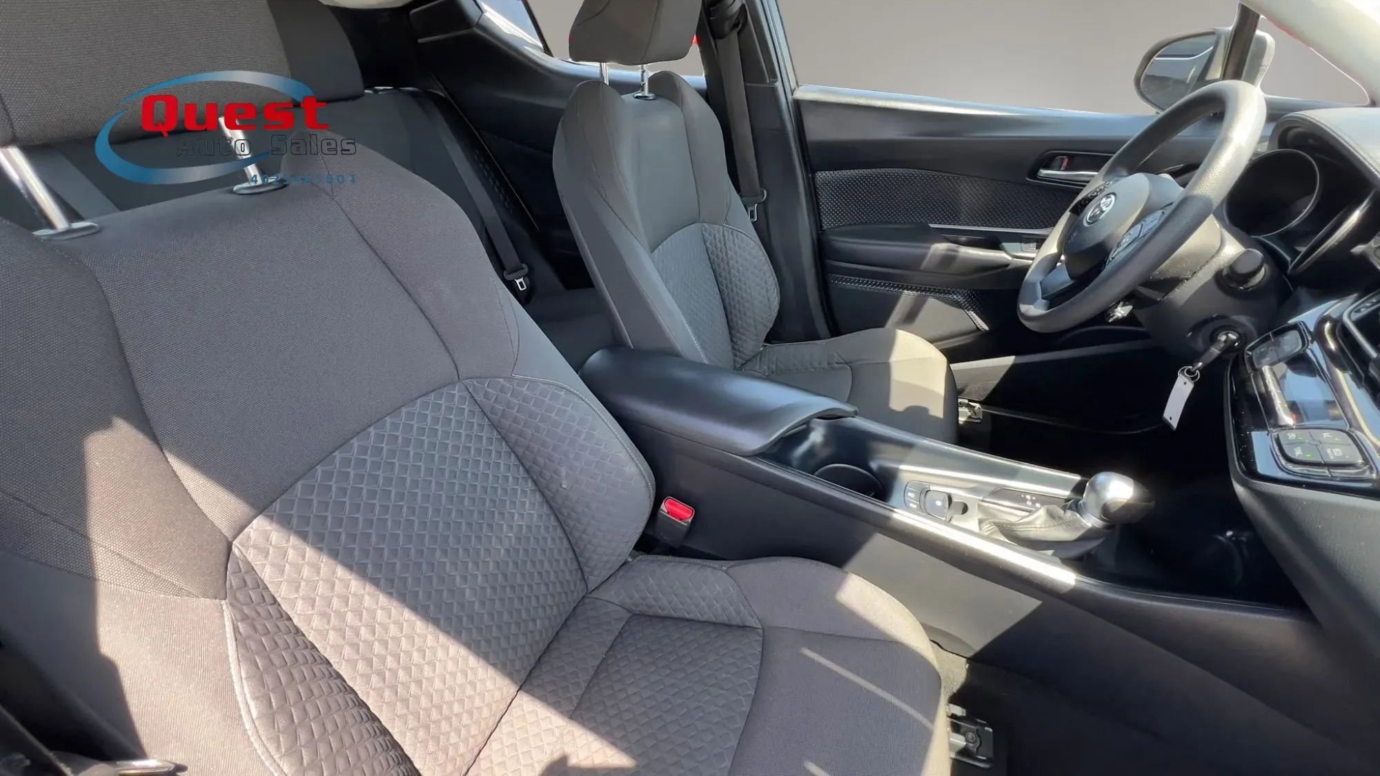 Used 2021 Toyota C-HR LE FWD image 14