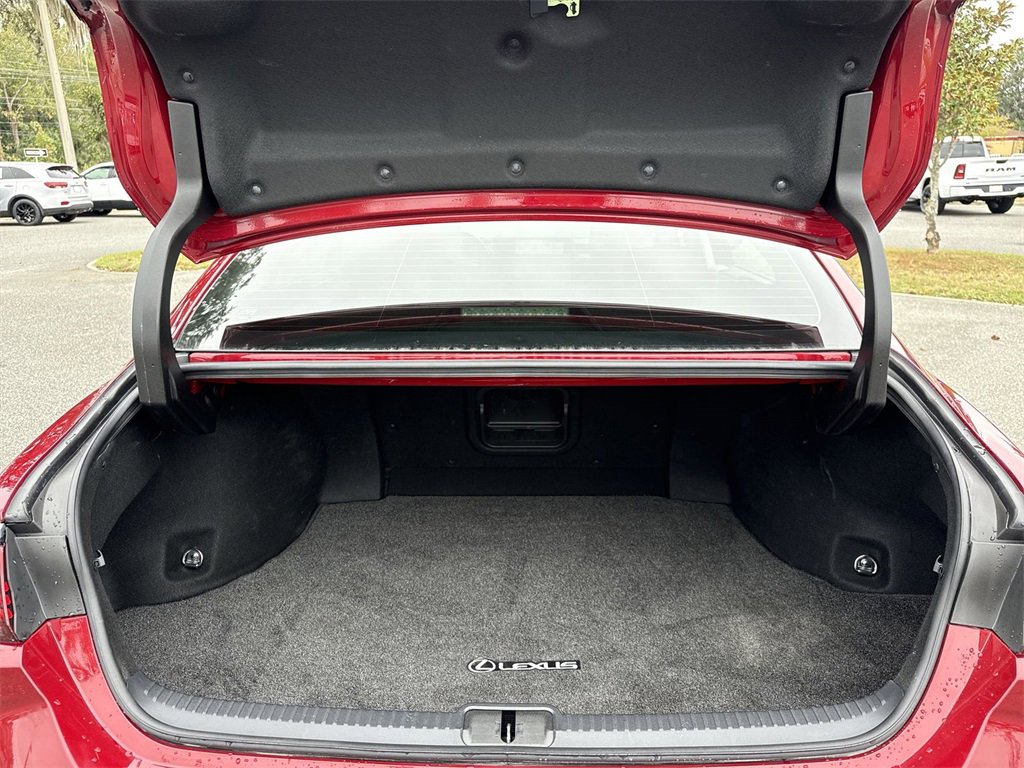 Used 2020 Lexus ES 300h w/ Premium Package image 31
