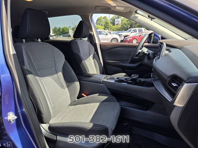 Used 2023 Nissan Rogue SV FWD image 18