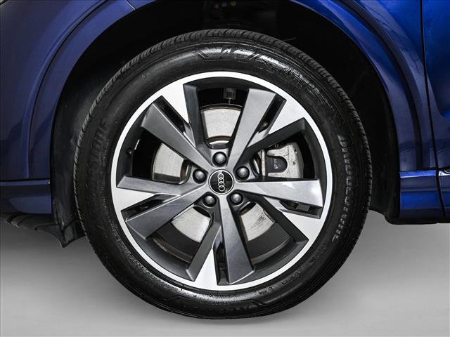 Used 2023 Audi Q4 e-tron Premium w/ Convenience Package AWD/4WD image 25